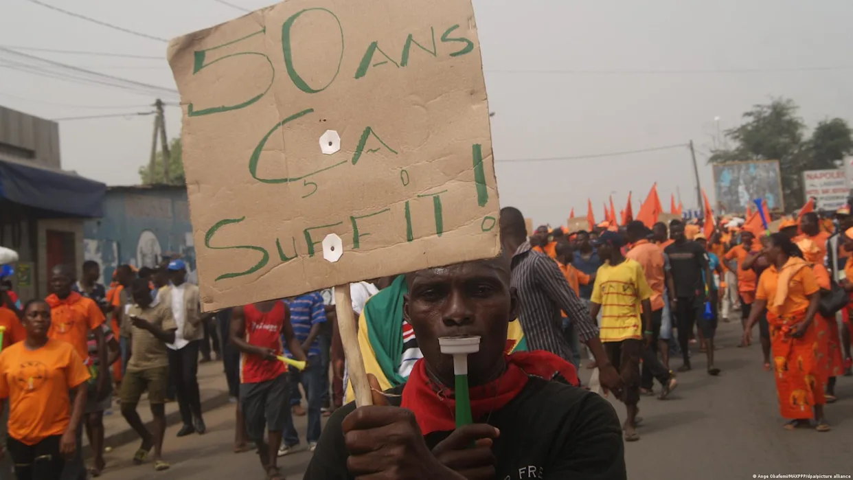 In the past (as seen here in 2017), protests against the Togolese government were suppressed and later banned
