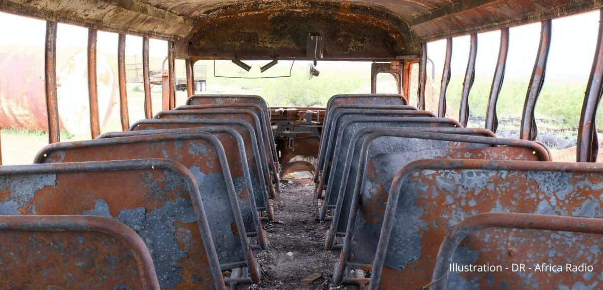 Burning buses on a highway near Bamako