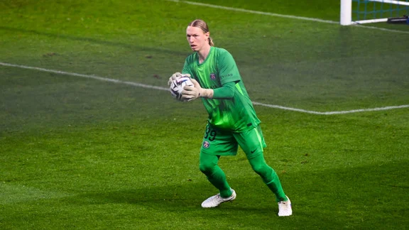 Matvey Safonov in action for Paris Saint-Germain