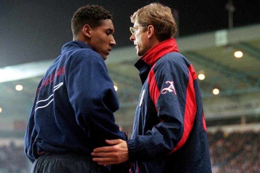 Nicolas Anelka with Arsène Wenger, Arsenal manager, two months after the transfer from the Parisian striker to the Gunners.