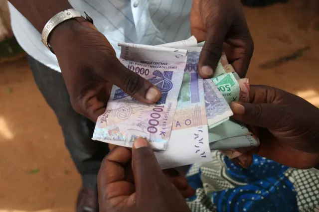 Senegal faces a colossal debt crisis inherited from the previous administration