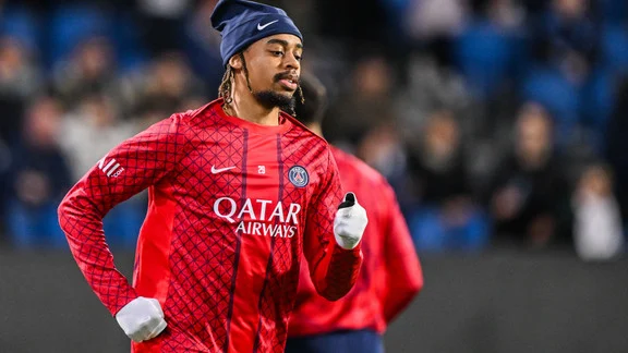 Bradley Barcola in PSG jersey