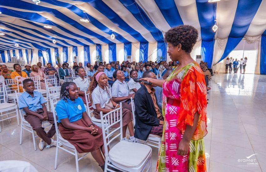 Students awarded at Comilog in Moanda