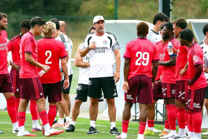 Paulo Fonseca and his players during the friendly match between Lyon and FC Saint-Gall (6-3) on July 11th.