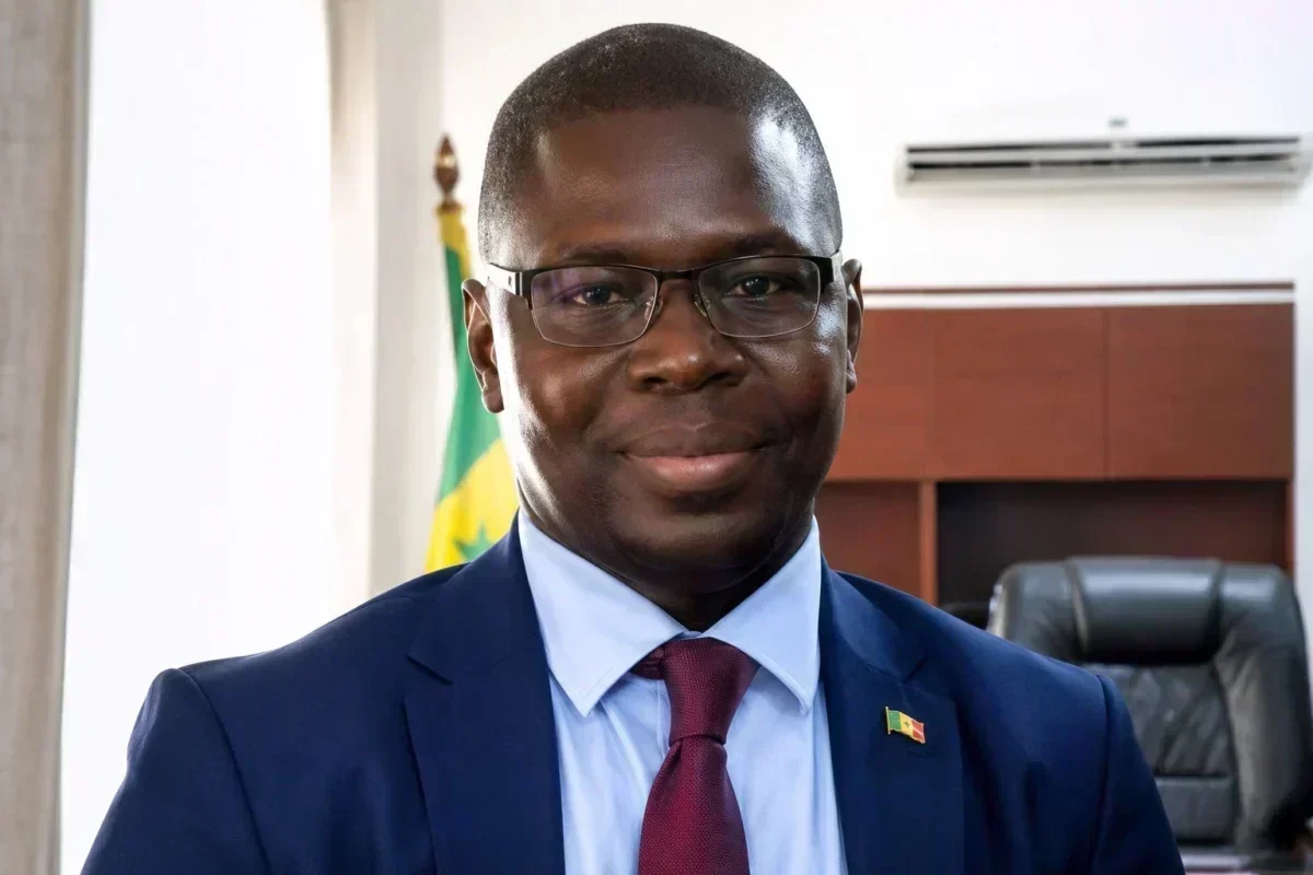 Senegal's political alliances and coalition shifts